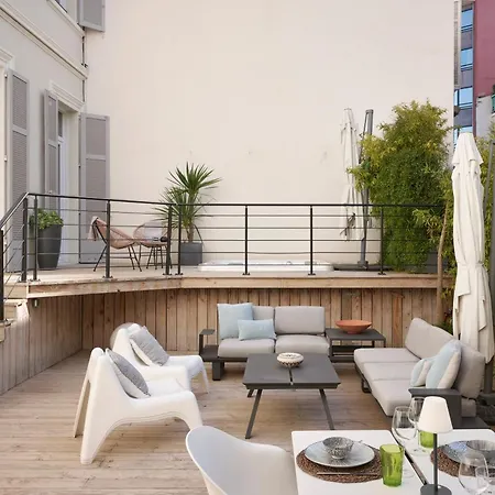 Super Central, Spacious, Sunny Large Deck & Апартаменты *